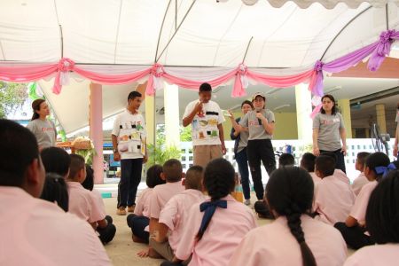 Baan Nong Chum Phol School 10-03-17 (7)