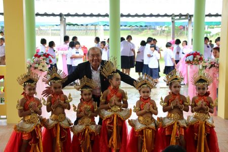 GALLERY Thungmaprao School (10)