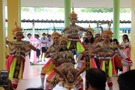 GALLERY Thungmaprao School (8)