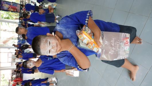 Gallery-Aji Volunteer-Anubankhokcharoen School- Lop  (14)