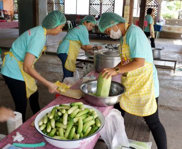 Gallery-Aji Volunteer-Anubankhokcharoen School- Lop  (3)