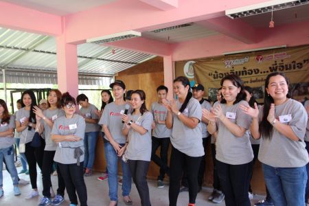 Baan Nong Chum Phol School 10-03-17 (17)