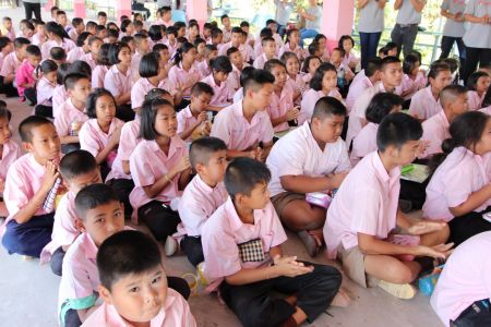 Baan Nong Chum Phol School 10-03-17 (26)