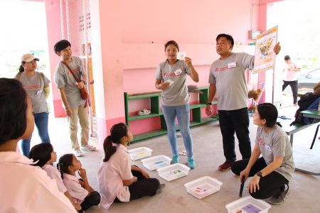 Baan Nong Chum Phol School 10-03-17 (8)